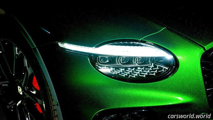 Estas ediciones especiales de Bentley celebran la ciudad natal de Porsche | Carscoops